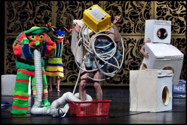 Cette porte est trop petite pour un ours