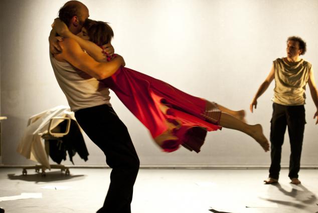 On se suivra de près