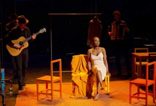 The suit - Peter Brook